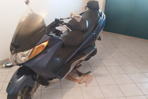 Suzuki burgmann 400