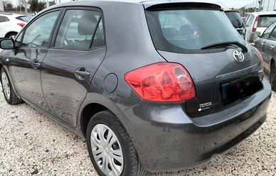 Toyota Auris 1400 Diesel prezzo trattabile