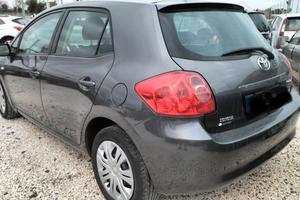 Toyota Auris 1400 Diesel prezzo trattabile