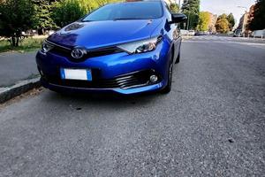 Toyota Auris Black Edition 1.8 Hybrid (2018)