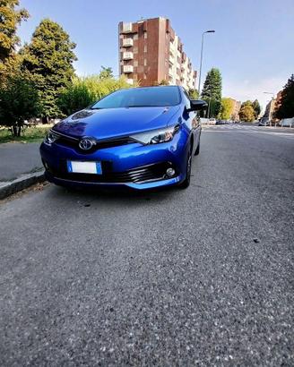 Toyota Auris Black Edition 1.8 Hybrid (2018)