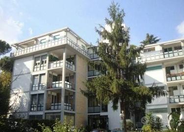 Appartamento di 155 m² con 4 locali a Roma