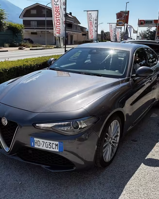 Alfa Romeo Giulia AT8 180cv cambio automatico