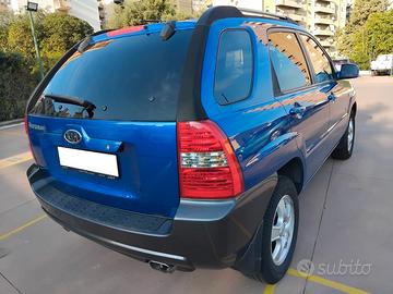 KIA SPORTAGE 2.0 CRDI 4X4 PERFETTADI TUTTO