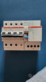 il modulo ABB S 254 C40 + ABB   DDA 64 ;  0,3A 