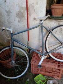 bici da uomo leggera 