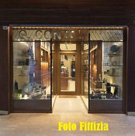 Immobile di 480 m² con 1 locale a Firenze