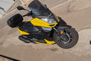 Scooter Wottan Storm 125