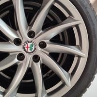 gomme da neve Pirelli per alfa romeo Giulia 
