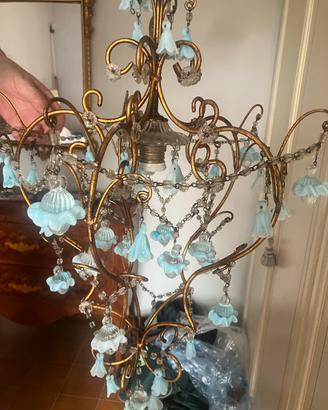 Lampadario anni 50/60 in ferro e vetro azzurro