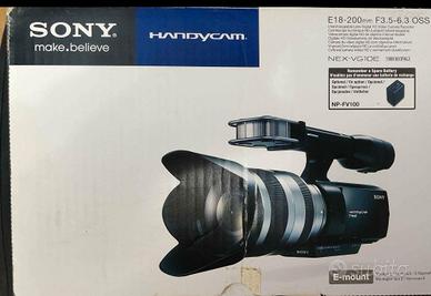 Sony NEX vg-10e Set con 18-200mm f/3, 5-6,3