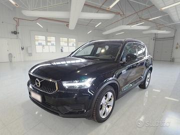 VOLVO XC40 T2 automatico Business