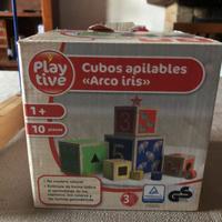 Gioco con cubo in legno