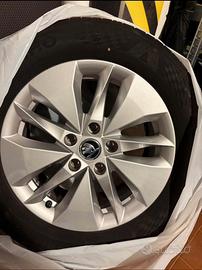 Cerchi skoda octavia 16 + gomme estive
