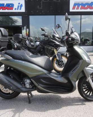 PIAGGIO Beverly 300 i.e. BEVERLY 300 S