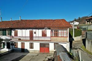 CASA SEMINDIPENDENTE A BRA