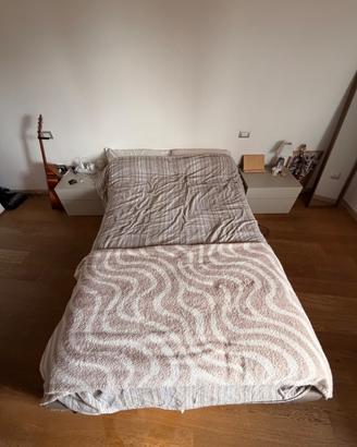 Letto a contenitore da una piazza e mezza