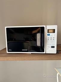 Microonde Samsung GE73A