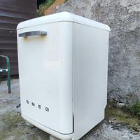 lavastoviglie Smeg vintage anni 50
