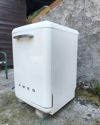 lavastoviglie Smeg vintage anni 50