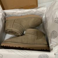 UGG Mini Stivali da neve EU 37