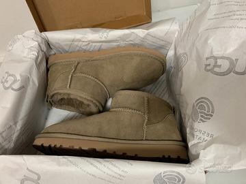 UGG Mini Stivali da neve EU 37