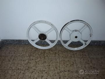 Cerchi in lega Piaggio a 4 razze da 16" bianchi