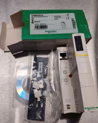 set schede plc schneider advantys  configurabile