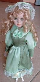 bambola di porcellana