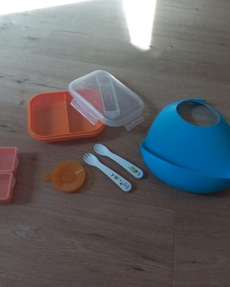 set per trasporto pappa con bavaglio lavabile 