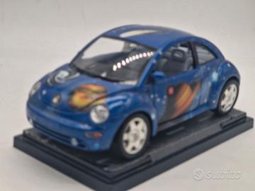 VOLKSWAGEN New Beetle Space - Burago - Scala 1/18