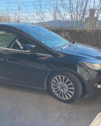 Ford focus 2011