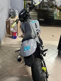 Husqvarna SM 610 - 2000