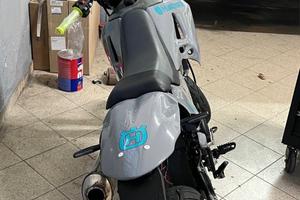 Husqvarna SM 610 - 2000