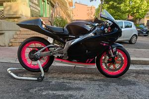 Aprilia RS 125 solo pista no documenti 