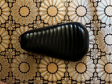 Sella le pera solo seat silhouette harley davidson