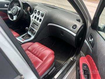 interni alfa 159