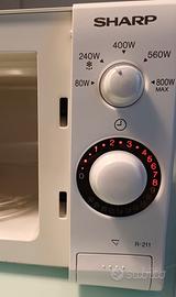 Forno Microonde Sharp mai usato