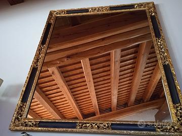 Specchiera in legno e oro del 1700