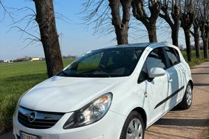 Opel corsa 1.2 ok neopatentati