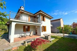 Casa indipendente pronta da vivere a Torsa