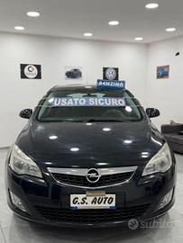 Opel Astra 1.4 100CV 5 porte Cosmo