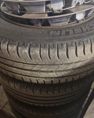 Cerchi 6x15 ET23 4x108 65 Cerchio lamiera