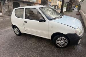 FIAT 600 1.100 anno 2005