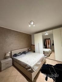 Bilocale in zona Ponte di Nona/ Terrazzo abitabile