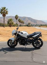 Triumph Street Triple 675