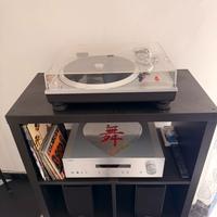 Giradischi Technics con amplificatore e casse