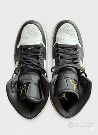 Jordan

AIR JORDAN 1 MID 