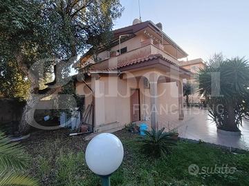 Villa bifamiliare Anzio [Via CalliopeVRG]