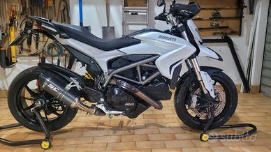 Ducati Hyperstrada 821